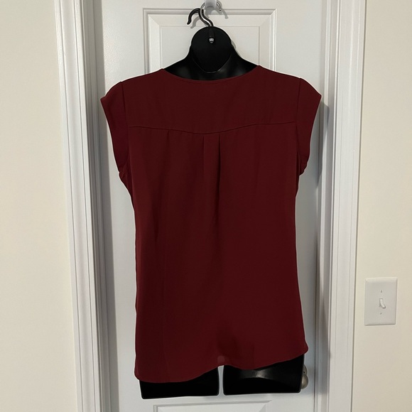 NWT Maurices Brick Red front zip shell size XL - Picture 4 of 10